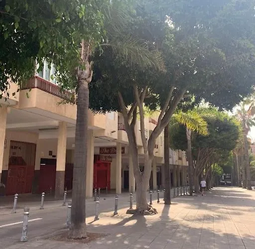 Cosy At Unesco Heritage דירה